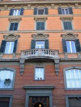 Colosseum Terrace Pensionat 3*