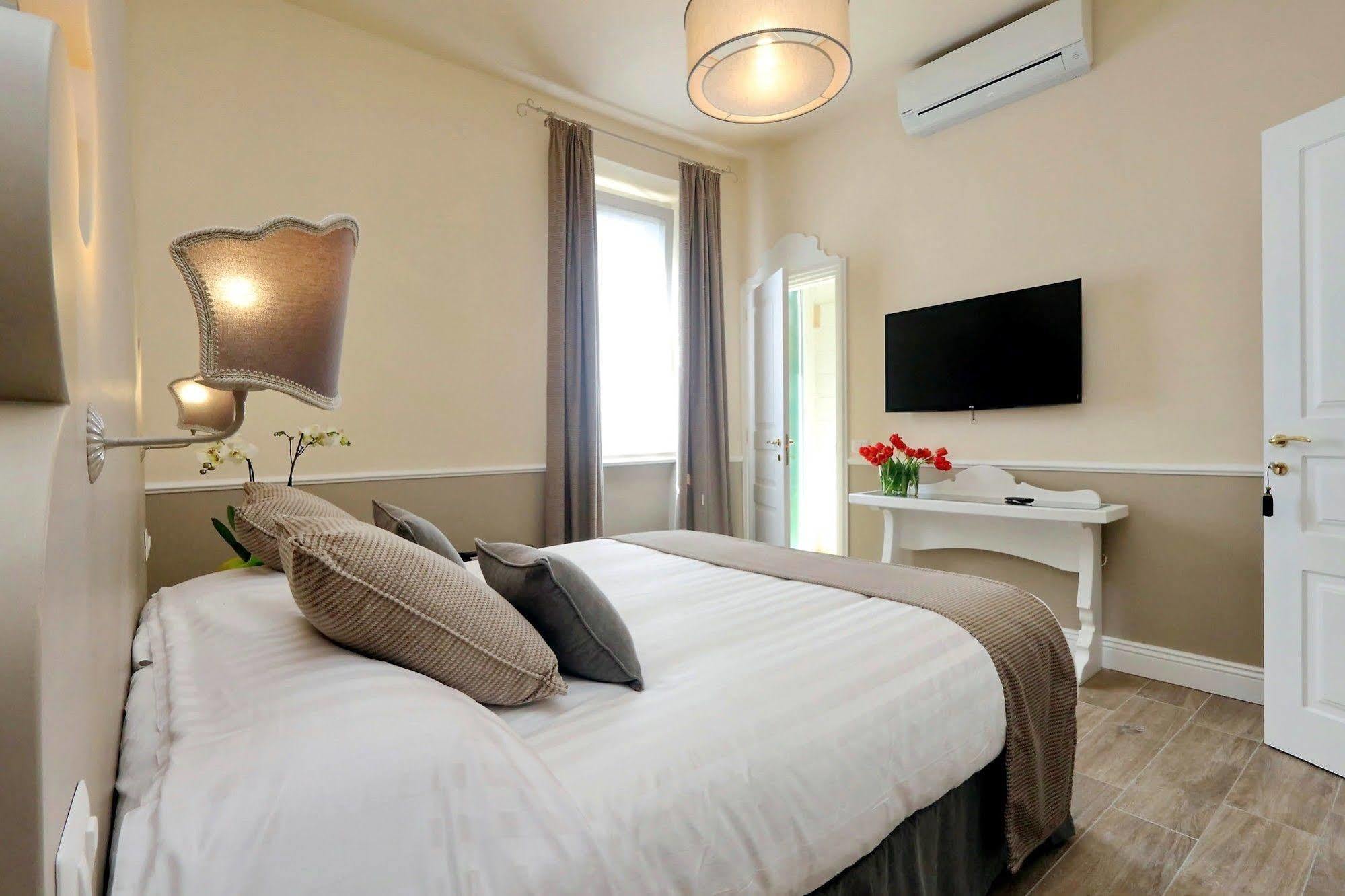 Pensionat Colosseum Terrace 3*